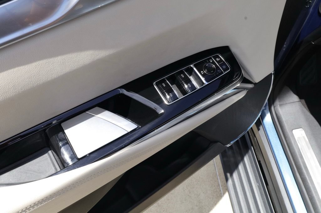 Used 2026 Cadillac Escalade Sport RWD image 36