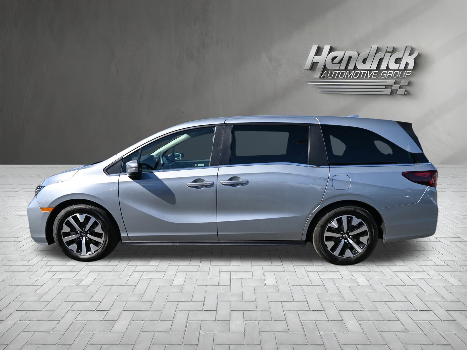Used 2025 Honda Odyssey EX-L image 8