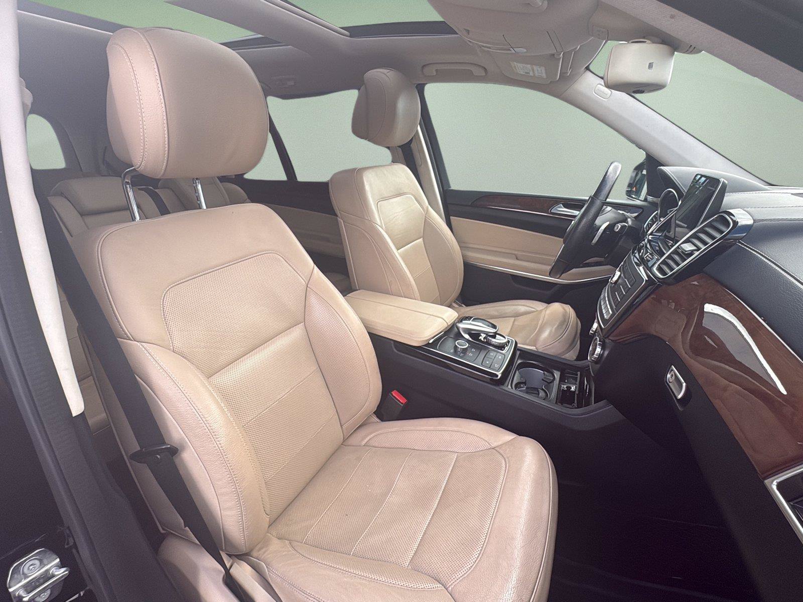 Used 2019 Mercedes-Benz GLS 550 4MATIC image 21