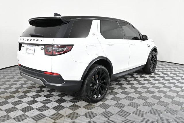 Used 2022 Land Rover Discovery Sport SE image 10