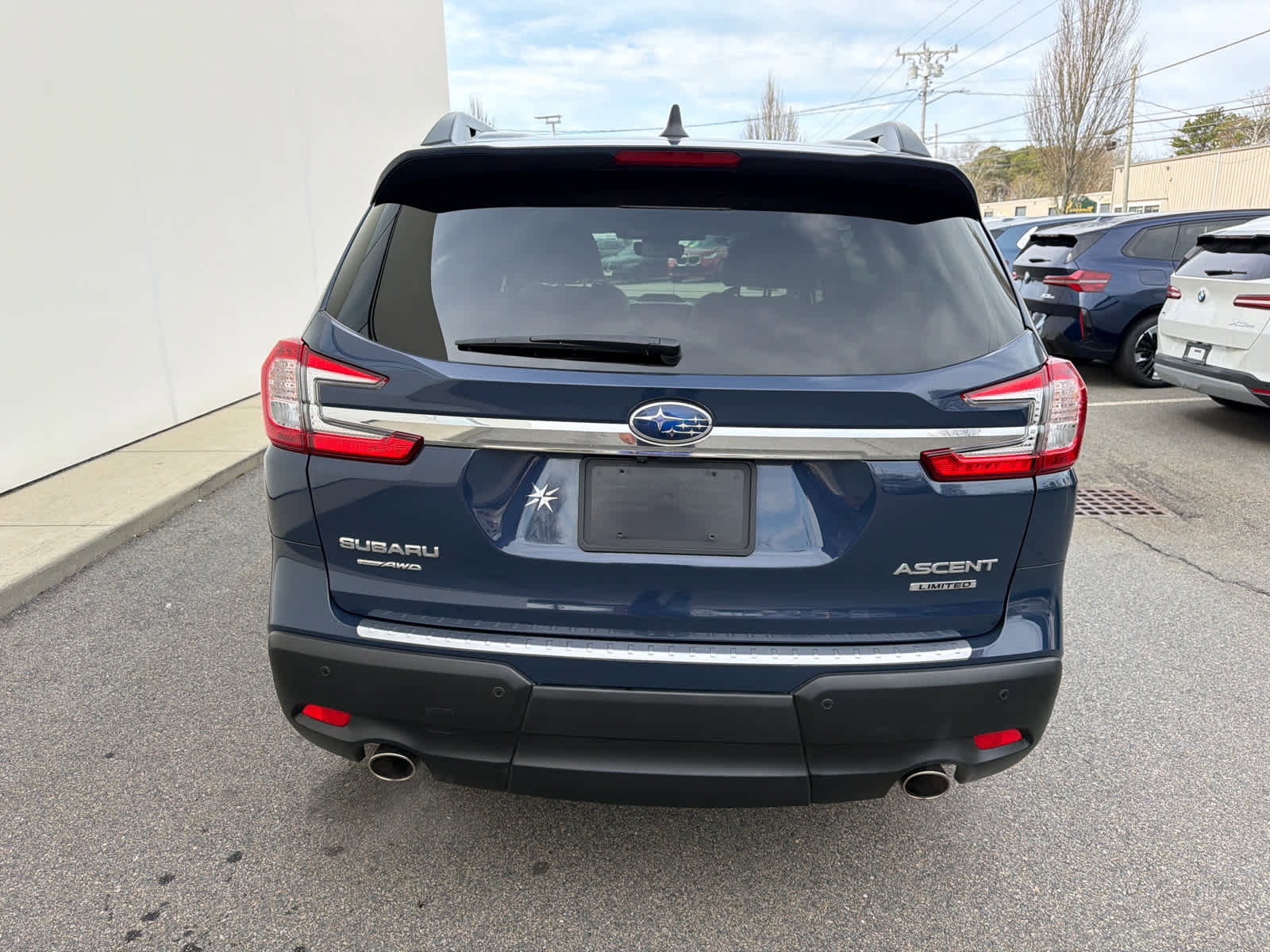 Used 2025 Subaru Ascent Limited AWD/4WD image 8