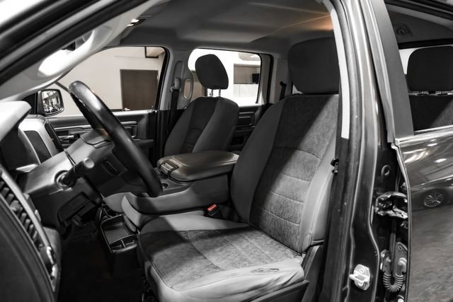 Used 2017 RAM 1500 Lone Star RWD image 32