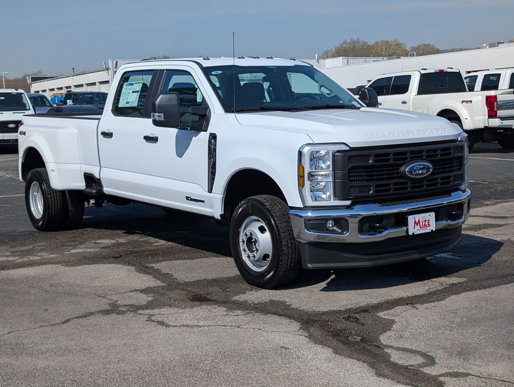 New 2026 Ford F350 XL image 3