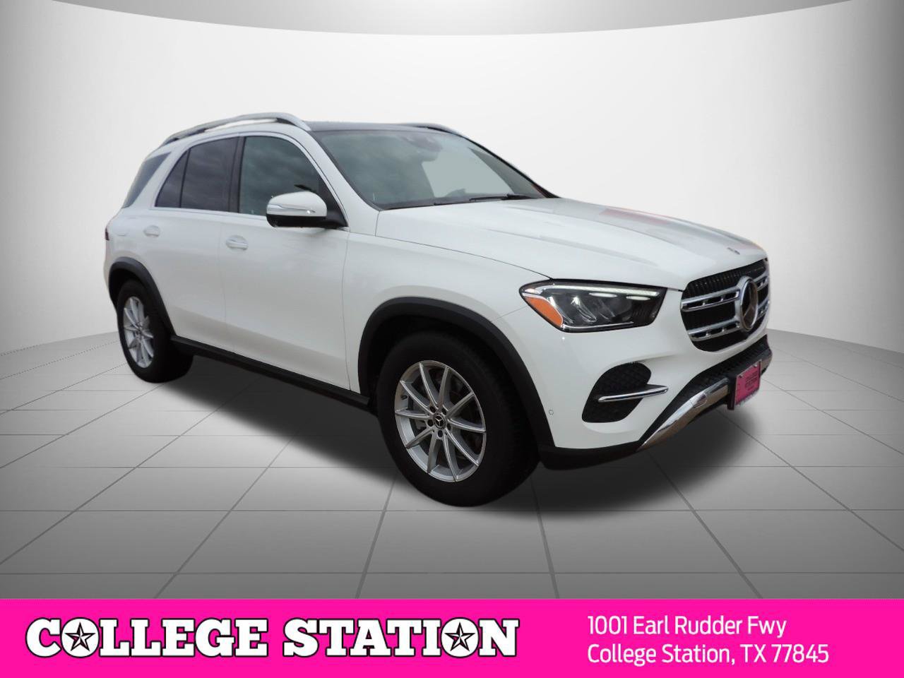 Used 2025 Mercedes-Benz GLE 350 4MATIC image 3