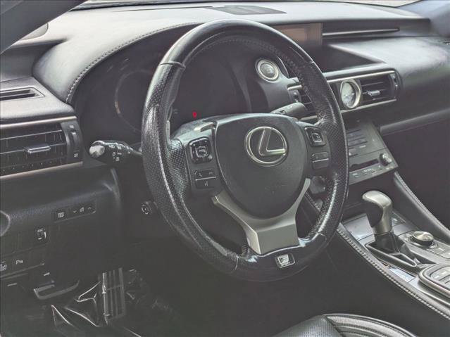 Used 2016 Lexus RC 200t RWD image 10