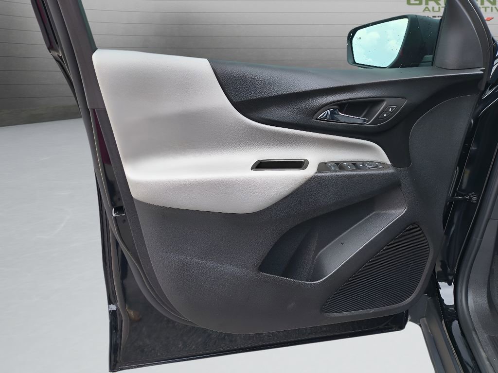 Used 2024 Chevrolet Equinox LS w/ LS Convenience Package image 10