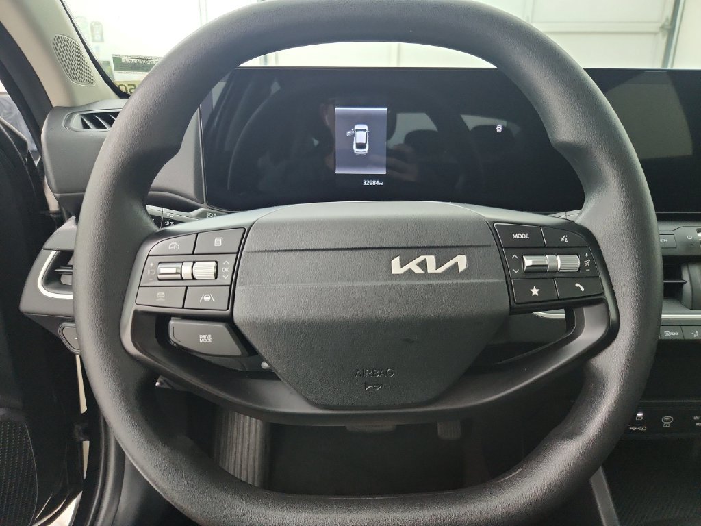 Used 2025 Kia K4 FWD image 22