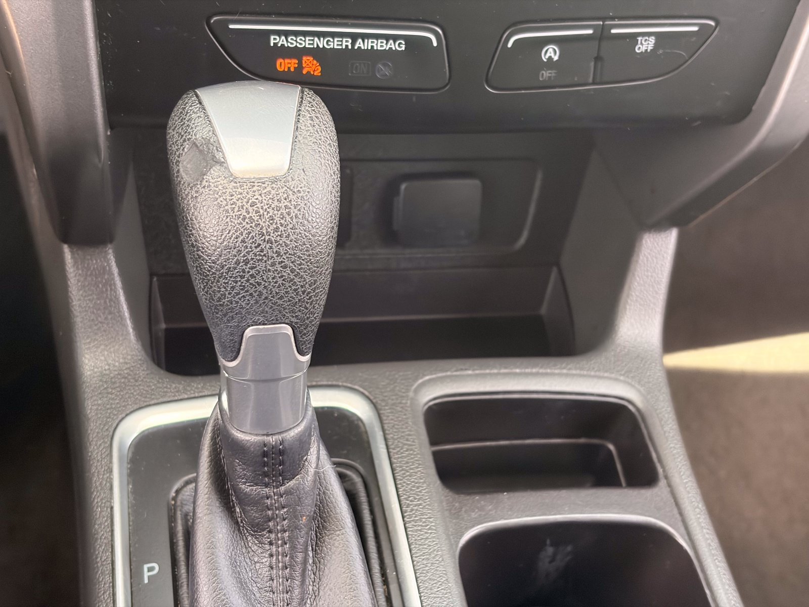 Used 2017 Ford Escape SE FWD image 25