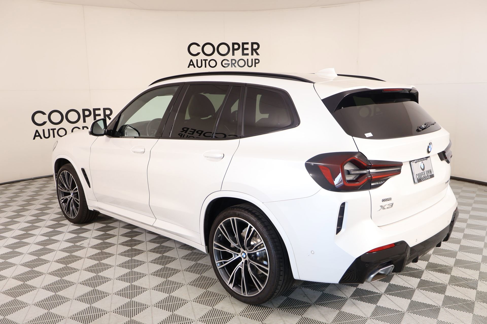 Used 2023 BMW X3 xDrive30i w/ M Sport Package image 24