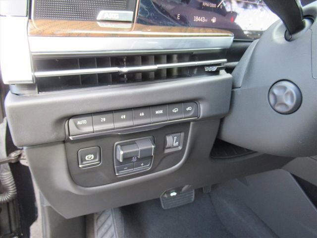 Used 2025 Cadillac Escalade Sport Platinum AWD/4WD image 21