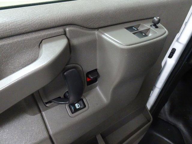 Used 2021 Chevrolet Express 2500 w/ Driver Convenience Package image 22
