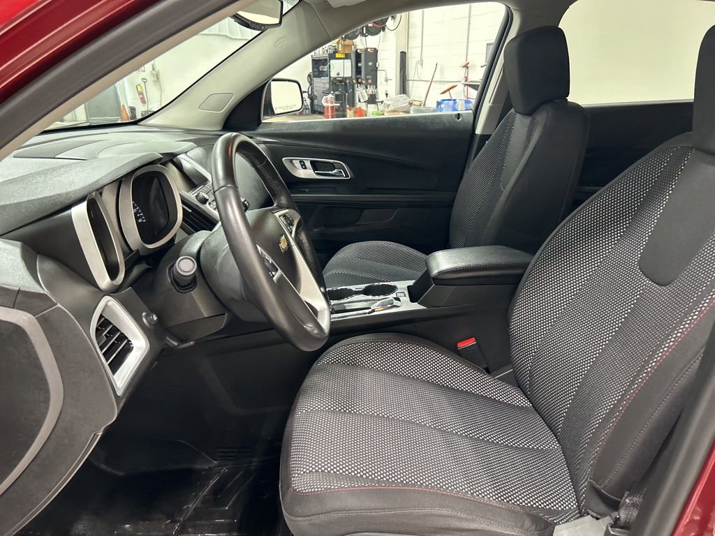 Used 2017 Chevrolet Equinox LT w/ Convenience Package image 10