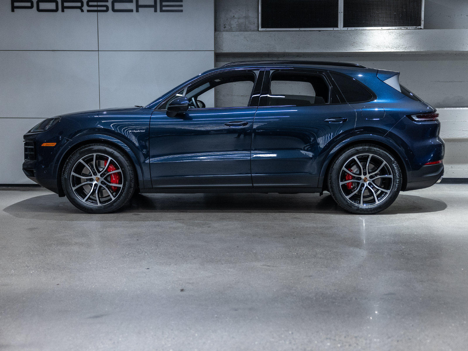 New 2026 Porsche Cayenne S AWD/4WD image 2