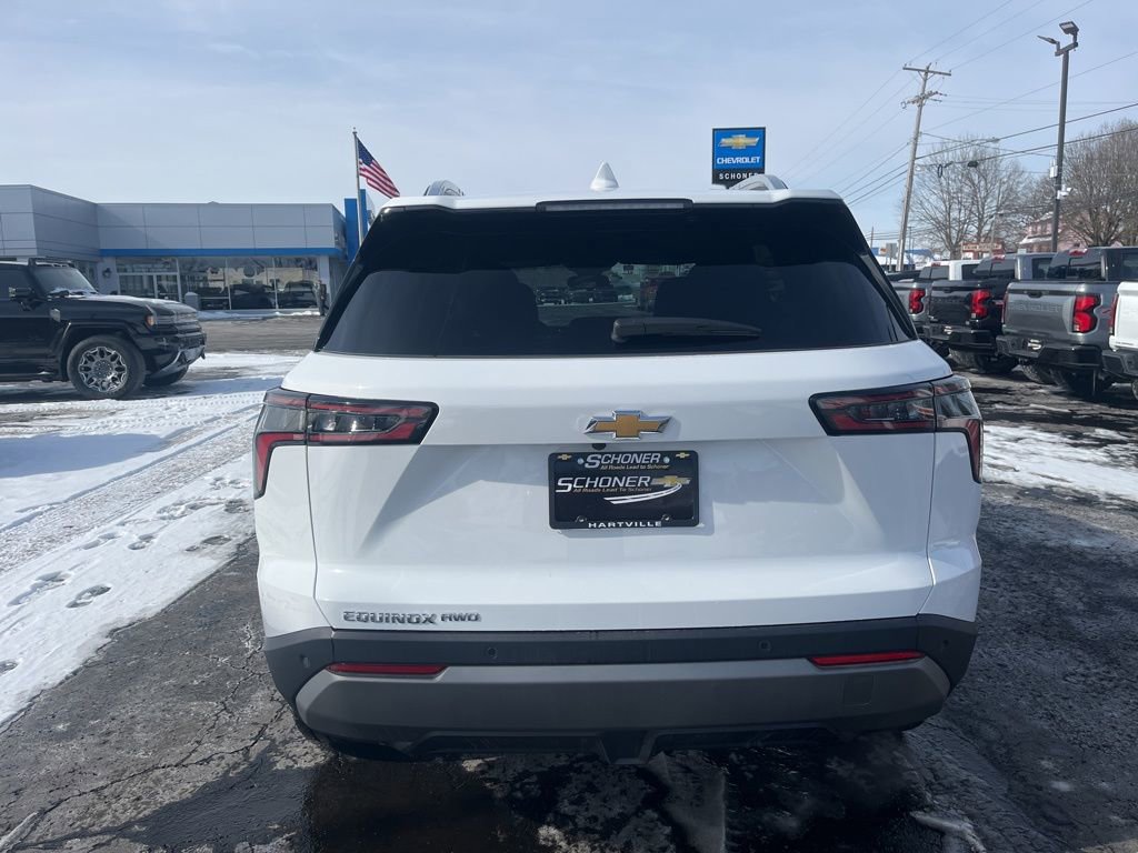 New 2026 Chevrolet Equinox LT w/ Convenience Package II image 4