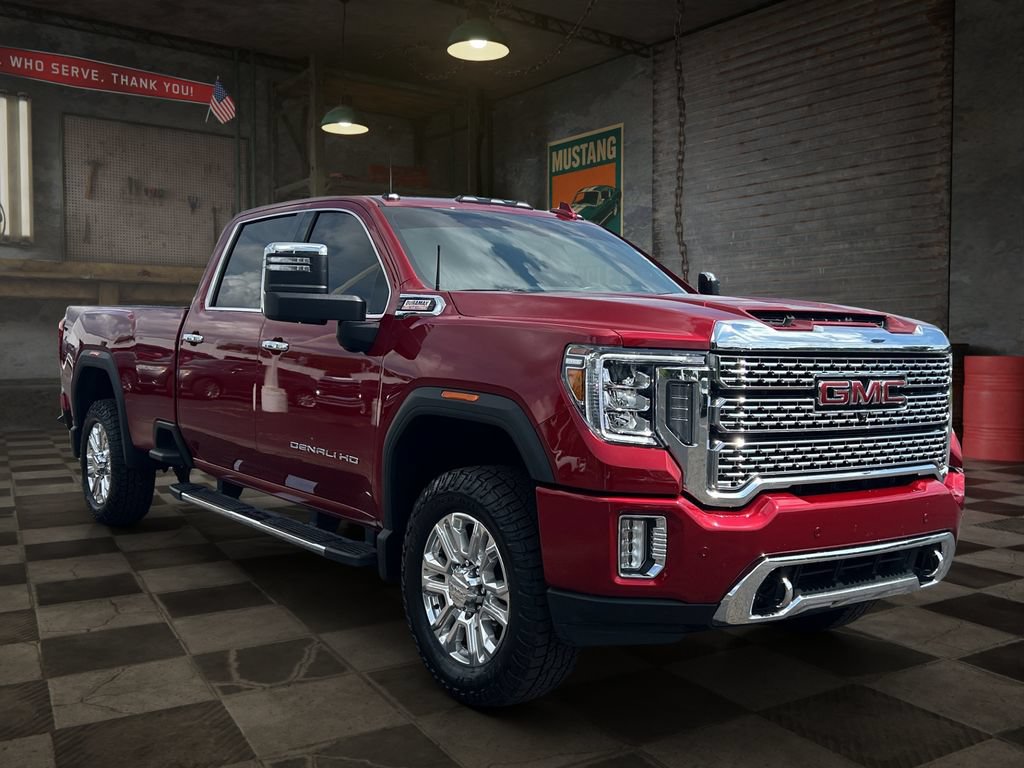 Used 2022 GMC Sierra 3500 Denali w/ Denali Ultimate Package AWD/4WD image 3