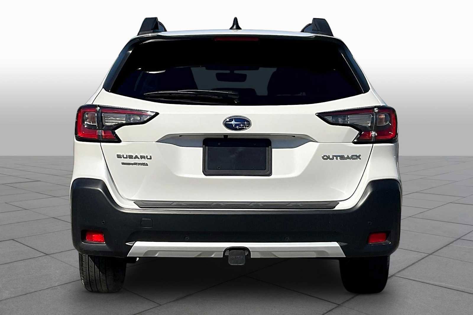 Used 2024 Subaru Outback Limited AWD/4WD image 9