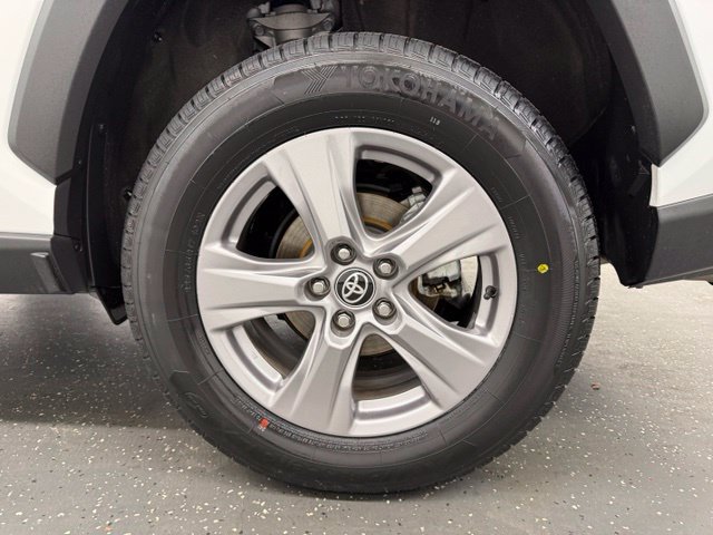 Certified 2025 Toyota RAV4 XLE AWD/4WD image 20