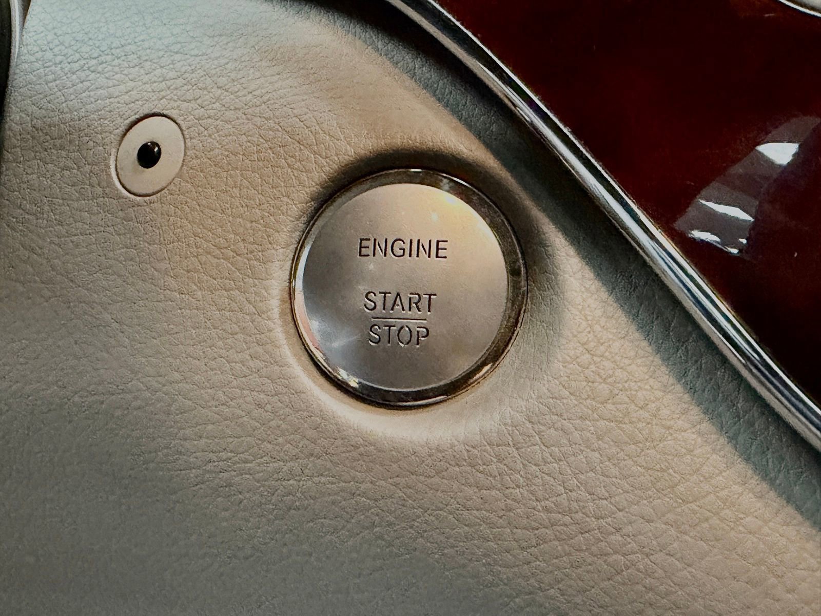 Used 2010 Mercedes-Benz S 550 image 30