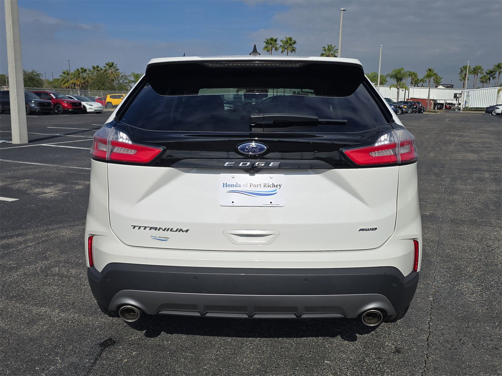 Used 2023 Ford Edge Titanium image 5