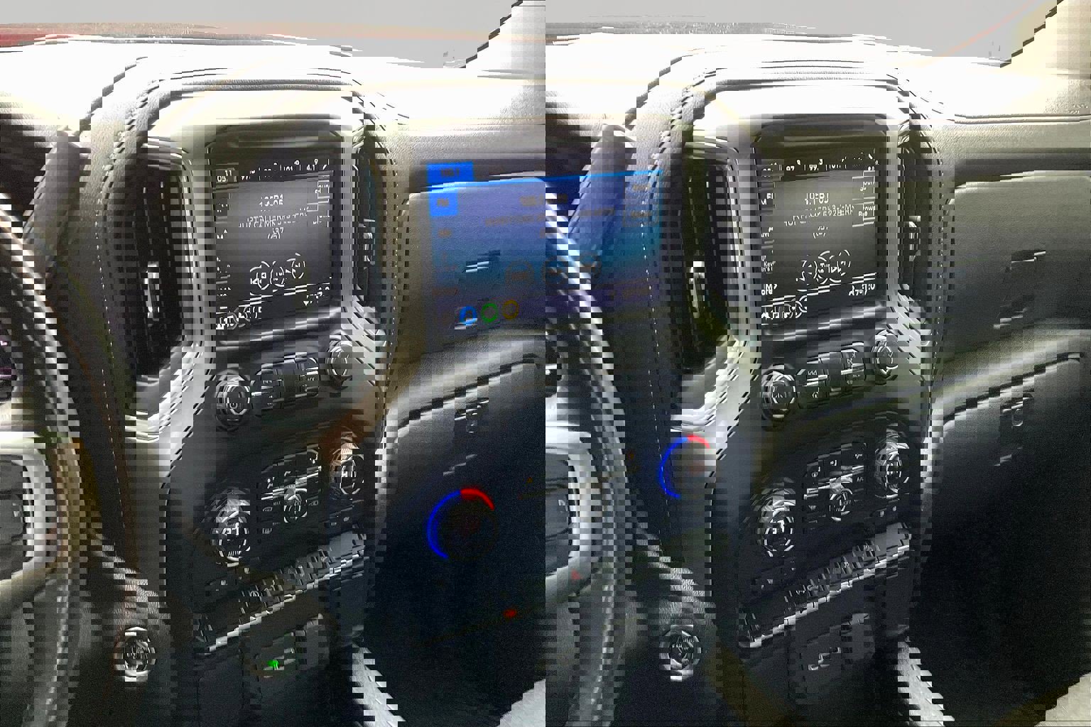 Used 2021 Chevrolet Silverado 1500 LT Trail Boss w/ Bed Protection Package image 11