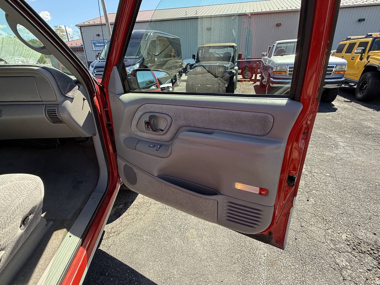 Used 1997 Chevrolet Silverado 1500 2WD Extended Cab w/ Preferred Equipment Group 2 image 21