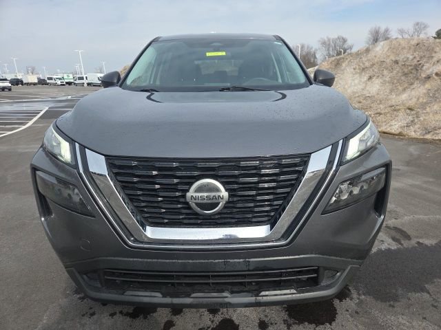 Used 2021 Nissan Rogue S image 16