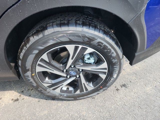 Used 2025 Subaru Crosstrek 2.0i Premium image 9