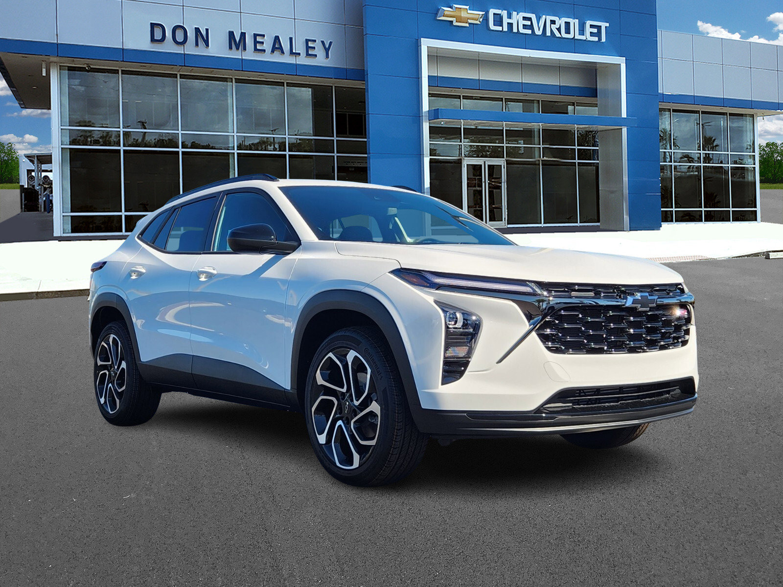 New 2026 Chevrolet Trax RS w/ Driver Confidence Package image 1