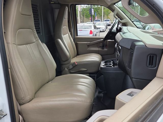 Used 2023 GMC Savana 2500 w/ Driver Convenience Package image 19