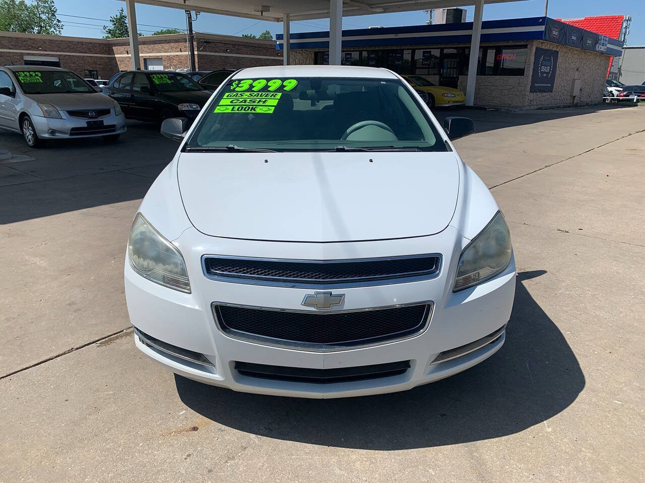 Used 2009 Chevrolet Malibu LS FWD image 2
