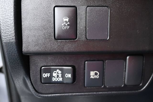 Used 2021 Toyota Tacoma SR AWD/4WD image 24