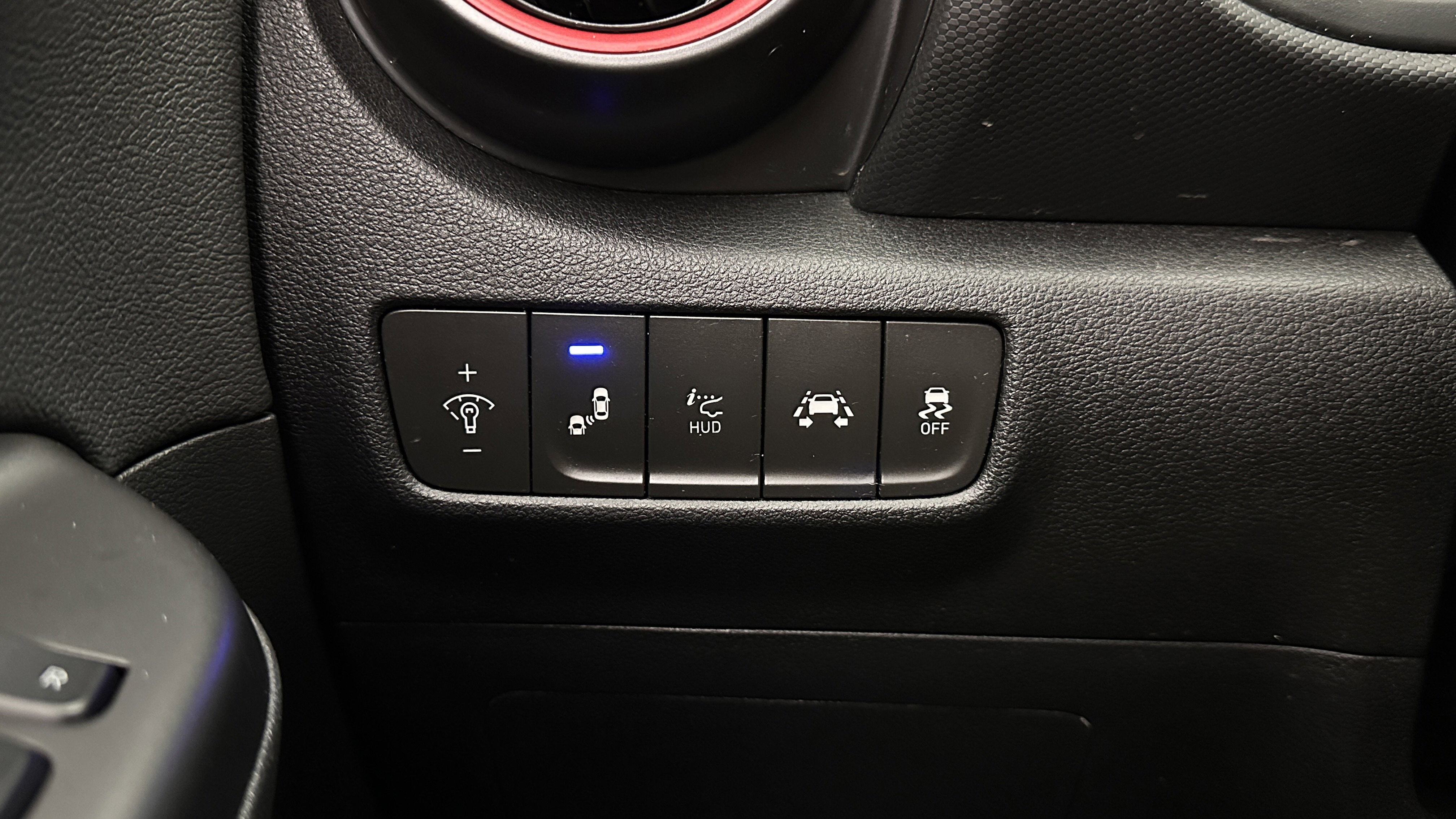 Used 2019 Hyundai Kona Ultimate FWD image 21