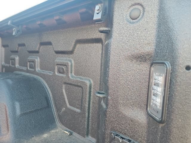 Used 2022 Chevrolet Silverado 1500 LT Trail Boss w/ LT Trail Boss Premium Package AWD/4WD image 9