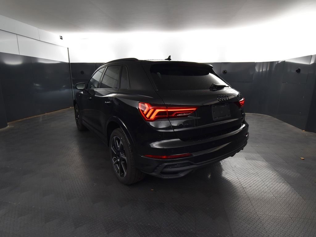 New 2025 Audi Q3 2.0T Premium Plus image 3