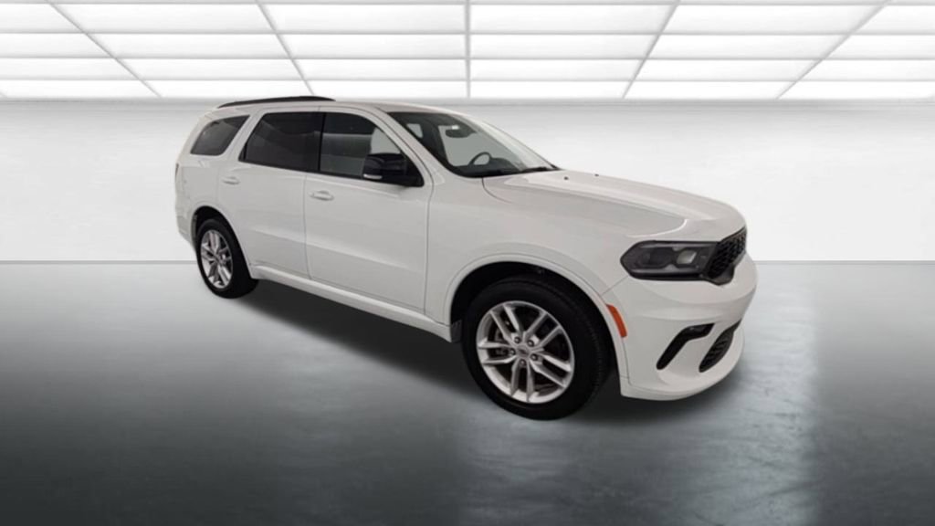 Used 2023 Dodge Durango GT image 9