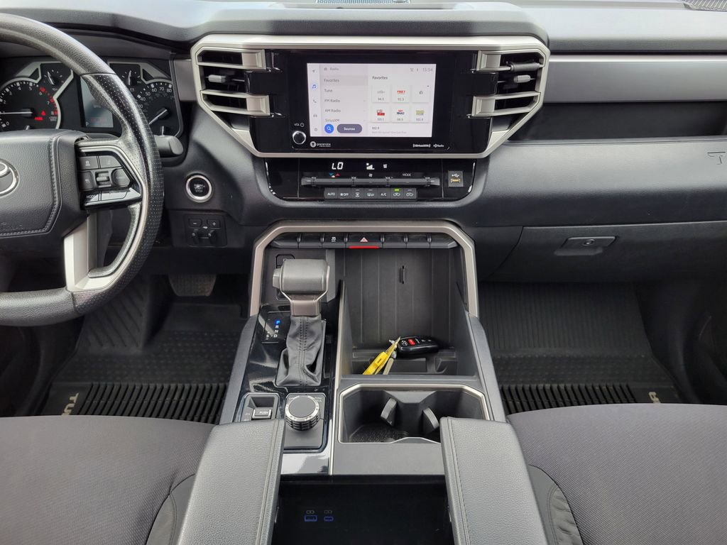 Used 2022 Toyota Tundra SR5 w/ SR5 Convenience Package image 19