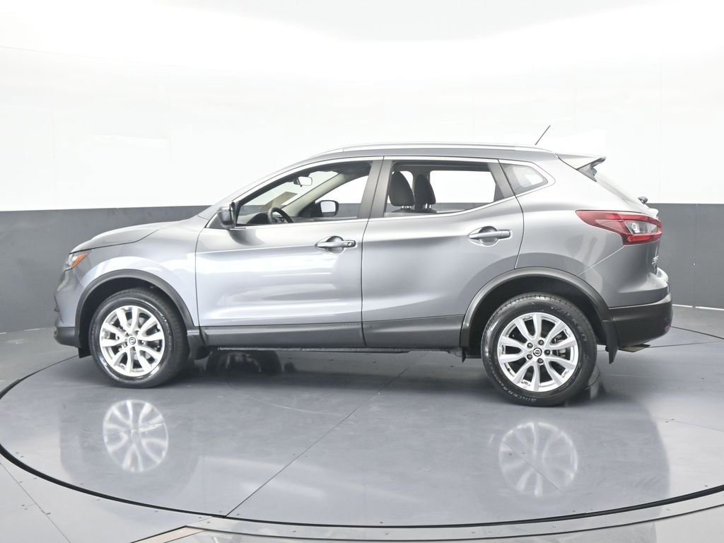 Used 2021 Nissan Rogue Sport SV video 3