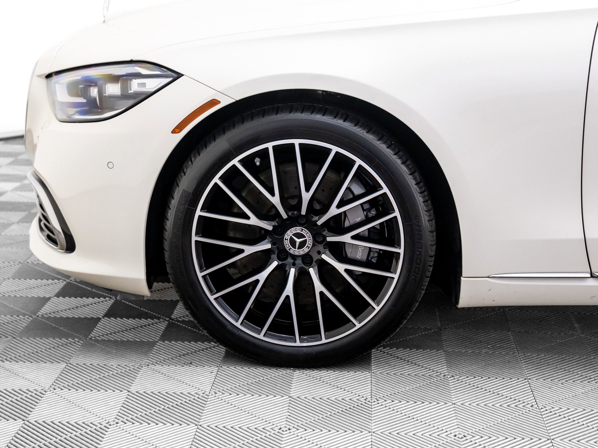 Certified 2023 Mercedes-Benz S 580 4MATIC Sedan image 39