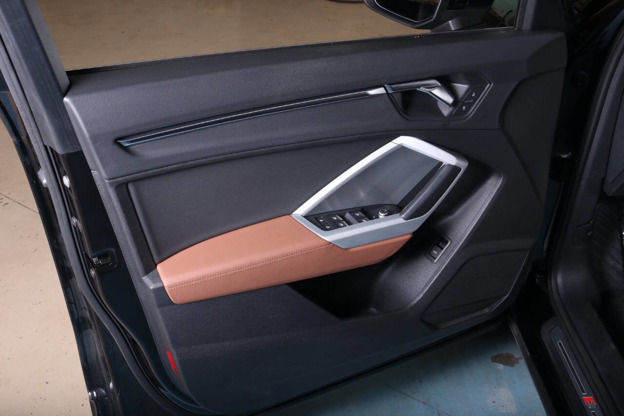 Used 2021 Audi Q3 2.0T Premium w/ Convenience Package image 21