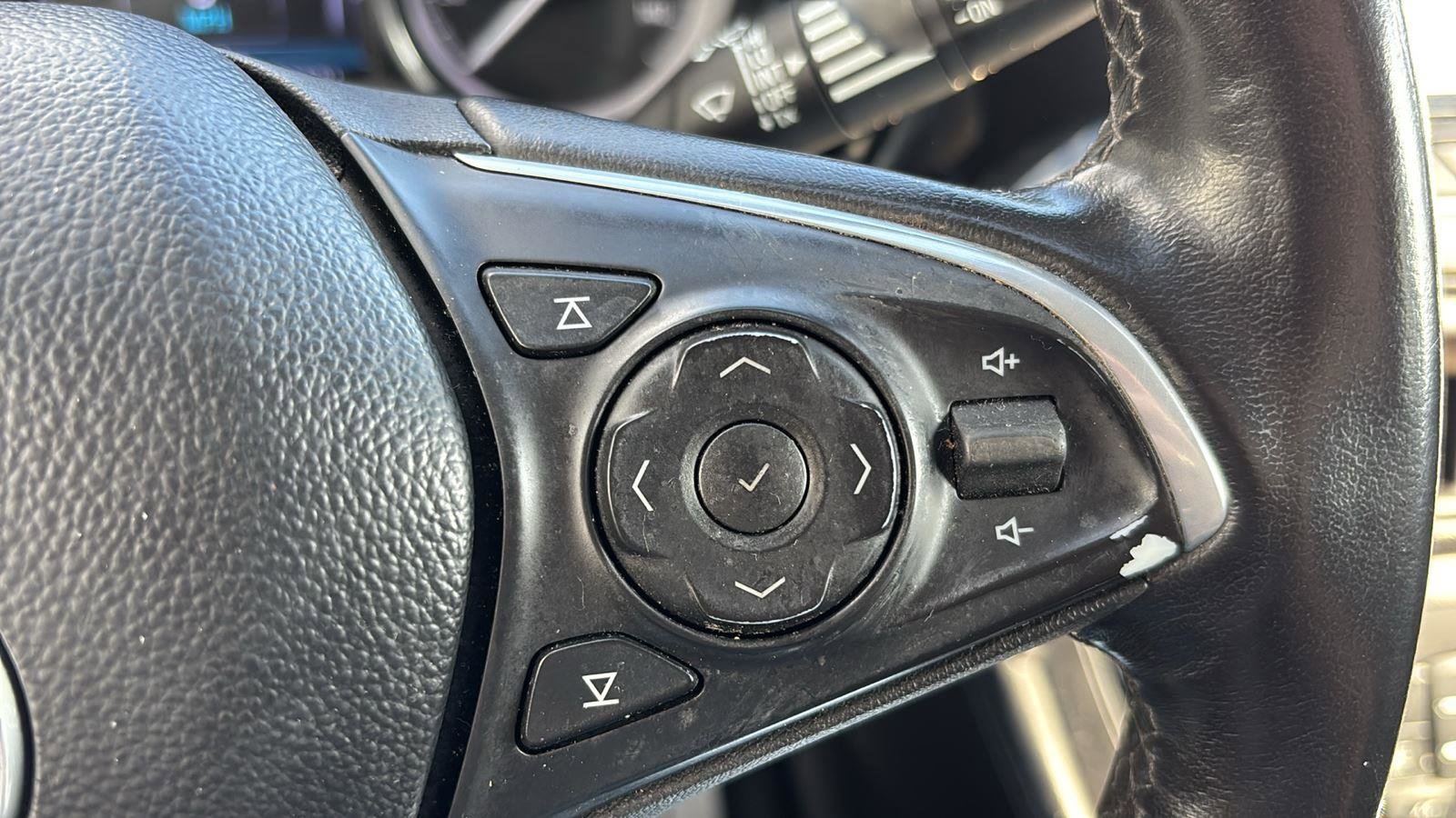 Used 2020 Buick Envision Essence image 28