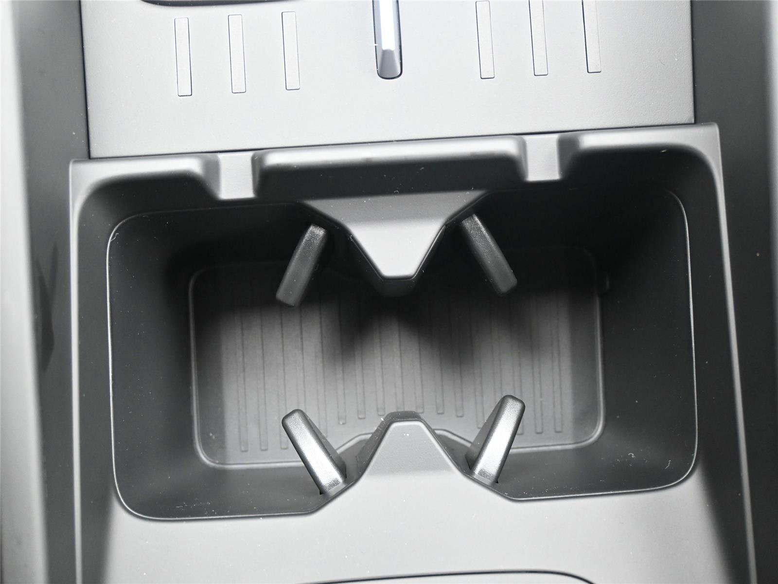 New 2026 Hyundai Santa Fe SE image 16