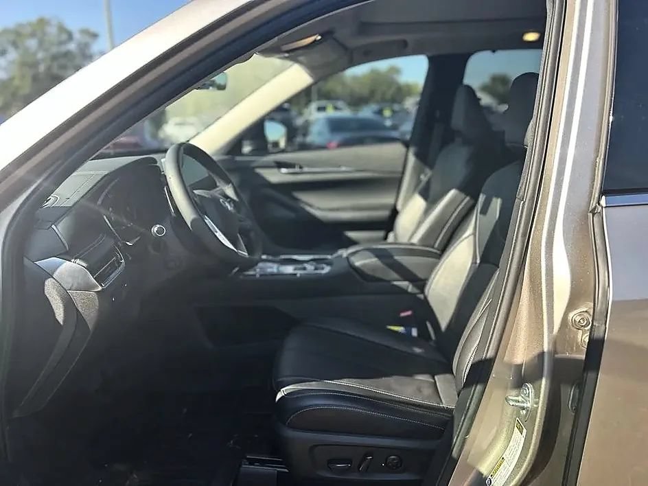 Used 2023 INFINITI QX60 Luxe w/ Cargo Package AWD/4WD image 9