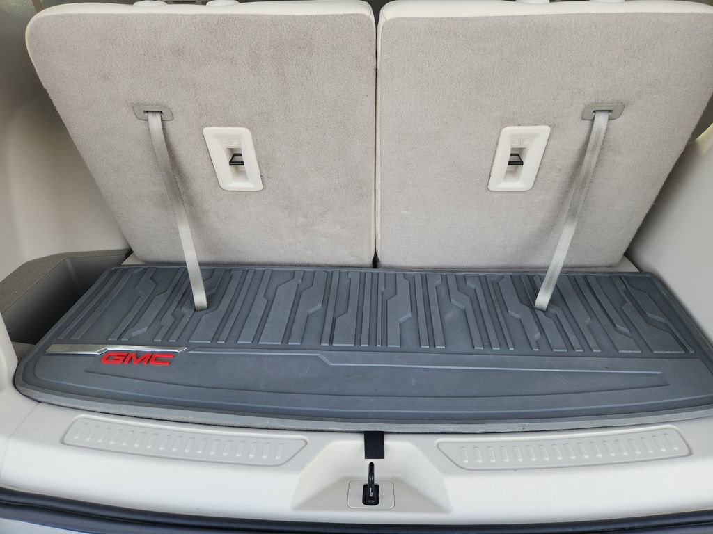 Used 2021 GMC Acadia Denali w/ Denali Technology Package image 31