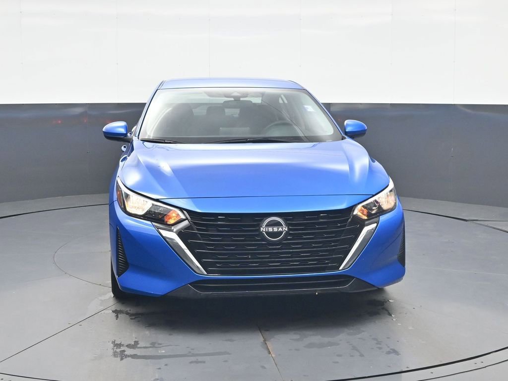 Used 2024 Nissan Sentra SV image 2