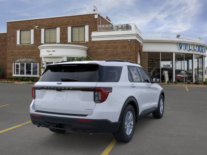 New 2026 Ford Explorer Active image 8