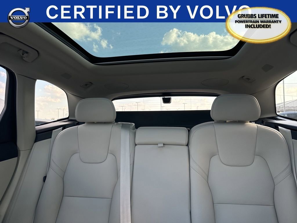 Used 2025 Volvo XC60 T8 Plus w/ Protection Package Premier image 22