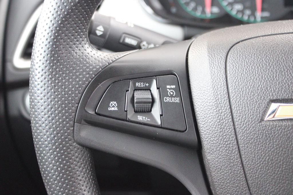 Used 2020 Chevrolet Trax LS w/ Tint and Cruise Package image 15