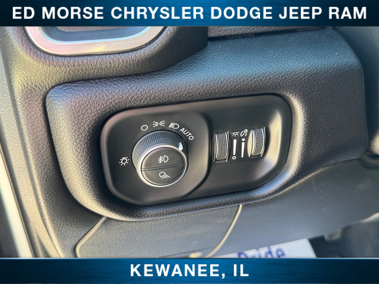 Used 2022 RAM 3500 Laramie AWD/4WD image 22