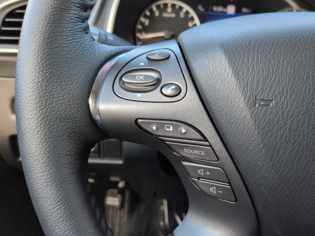 Certified 2024 Nissan Murano SL FWD image 26