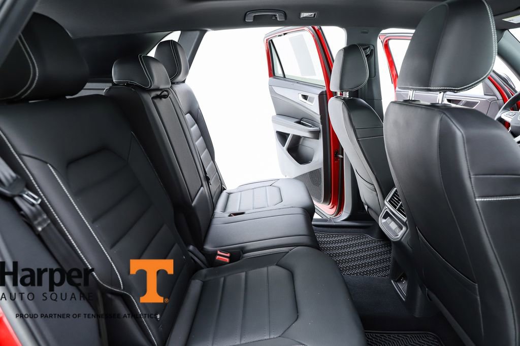 Used 2025 Volkswagen Atlas Cross Sport SEL R-Line image 77